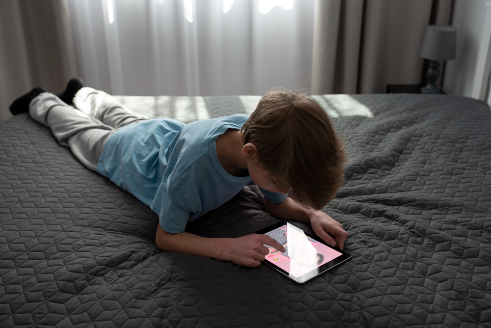 Panduan Orang Tua untuk Mengurangi Kecanduan Gadget pada Anak